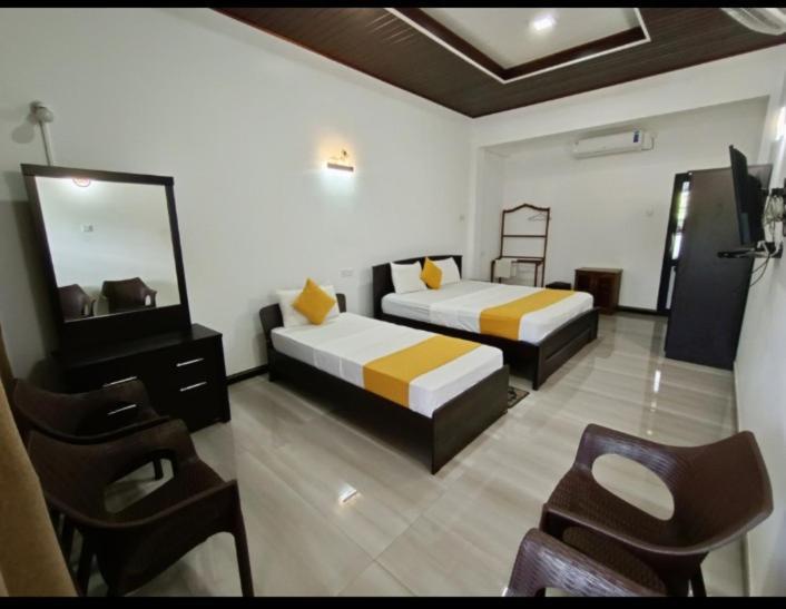 Ama Residence Matale Phòng bức ảnh